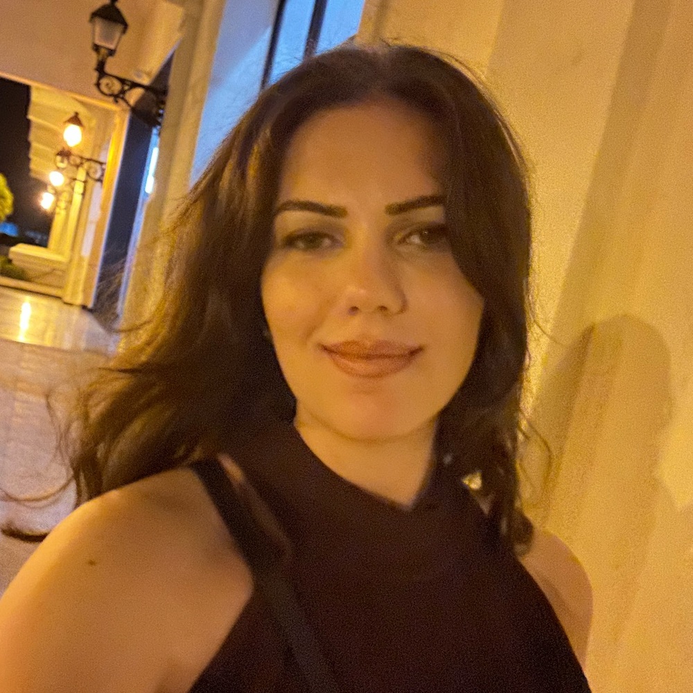 Meet your Posher, Ana